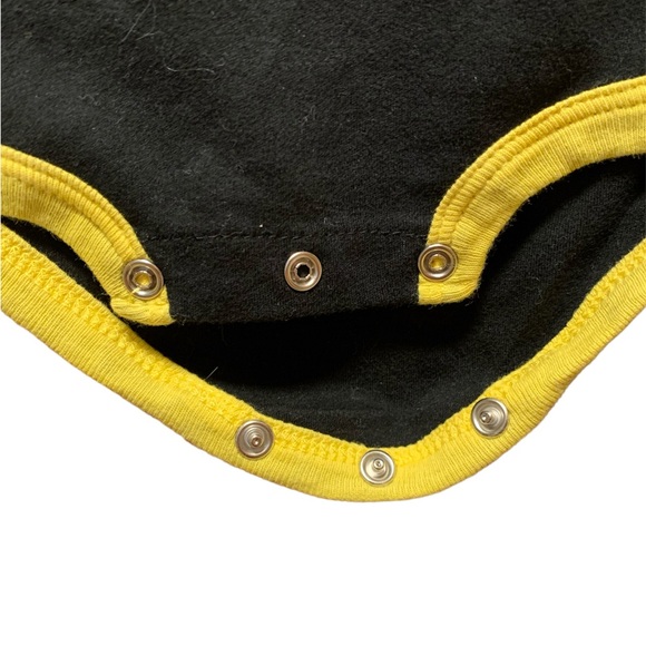 NWOT, never worn, ARMY onesie, 0-3 month - Picture 4 of 5